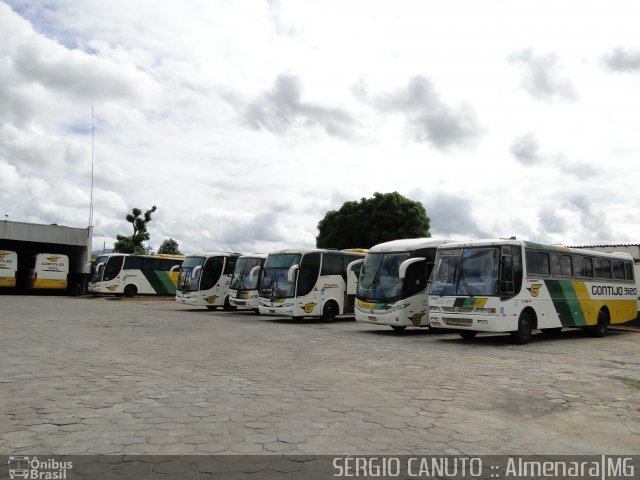 Empresa Gontijo de Transportes Garagem AMJ na cidade de Almenara, Minas Gerais, Brasil, por Sérgio Augusto Braga Canuto. ID da foto: 1806218.