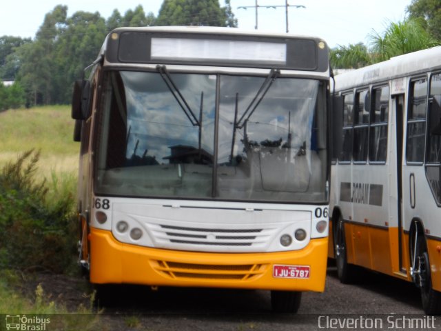 Rodam 068 na cidade de Santa Maria, Rio Grande do Sul, Brasil, por Cleverton Schmitt. Número da foto: #1806973.