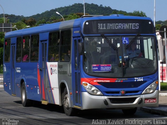Viação Piracicabana 7144 na cidade de Praia Grande, São Paulo, Brasil, por Adam Xavier Rodrigues Lima. Número da foto: #1808163.