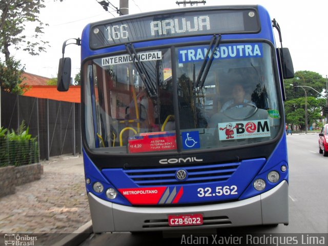 Viação Transdutra 32.562 na cidade de São Paulo, São Paulo, Brasil, por Adam Xavier Rodrigues Lima. Número da foto: #1808161.