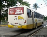 Empresa Metropolitana 715 na cidade de Jaboatão dos Guararapes, Pernambuco, Brasil, por Renato Barros. Número da foto: #1814056.