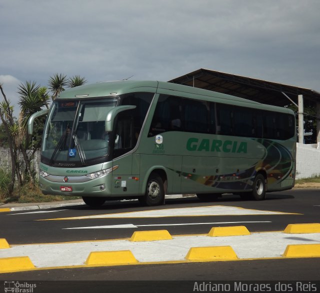 Viação Garcia 7208 na cidade de Bauru, São Paulo, Brasil, por Adriano Moraes dos Reis. Número da foto: #1818820.