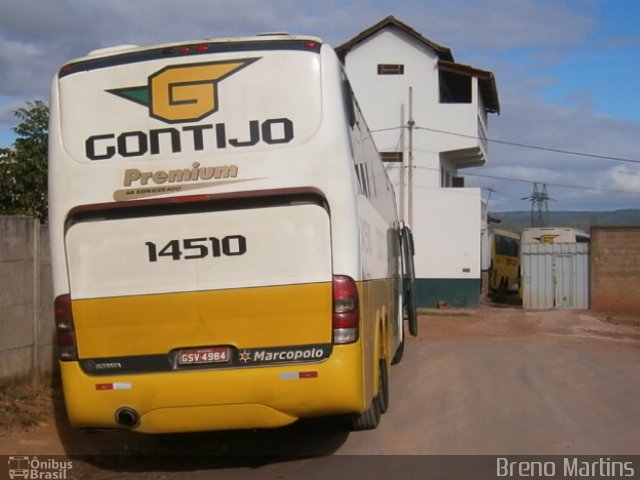 Empresa Gontijo de Transportes 14510 na cidade de Minas Novas, Minas Gerais, Brasil, por Breno Martins. ID da foto: 1822911.