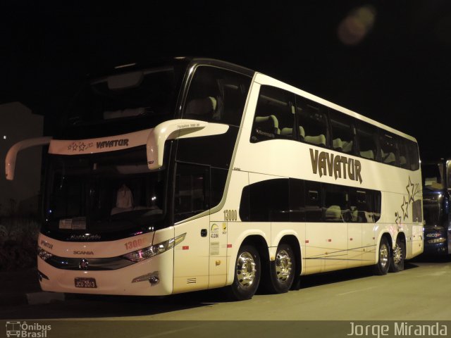 Vavatur Transporte e Turismo 13000 na cidade de Camboriú, Santa Catarina, Brasil, por Jorge Miranda. Número da foto: #1772314.