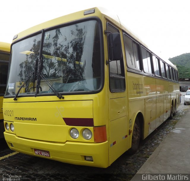 Viação Itapemirim 41021 na cidade de Manhuaçu, Minas Gerais, Brasil, por Gilberto Martins. ID da foto: 1772540.