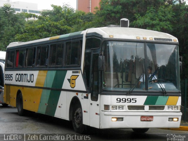 Empresa Gontijo de Transportes 9995 na cidade de São Paulo, São Paulo, Brasil, por Leandro Carneiro. ID da foto: 1827604.