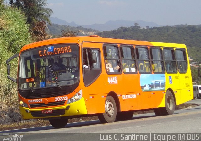 Expresso Luziense > Territorial Com. Part. e Empreendimentos 30313 na cidade de Sabará, Minas Gerais, Brasil, por Luís Carlos Santinne Araújo. Número da foto: #1773991.