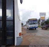 Escolares 108 na cidade de Primavera do Leste, Mato Grosso, Brasil, por Marcos  Penido. Número da foto: #:id.