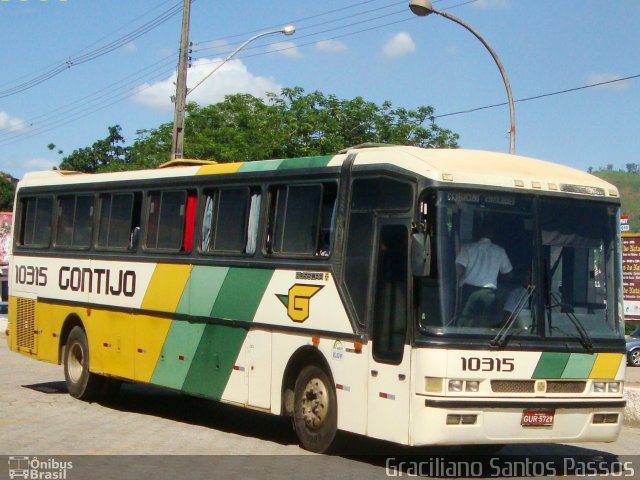 Empresa Gontijo de Transportes 10315 na cidade de Coronel Fabriciano, Minas Gerais, Brasil, por Graciliano Santos Passos. ID da foto: 1774937.