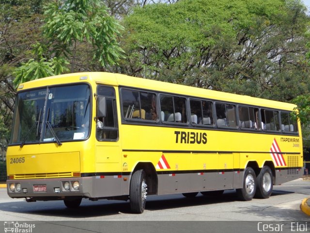 Viação Itapemirim 24065 na cidade de São Paulo, São Paulo, Brasil, por Cesar  Eloi. ID da foto: 1778613.