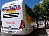 Saritur - Santa Rita Transporte Urbano e Rodoviário 24700 na cidade de Claro dos Poções, Minas Gerais, Brasil, por Lucas Santos. Número da foto: #1778563.