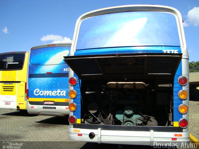 Viação Cometa 7376 na cidade de São Paulo, São Paulo, Brasil, por Douglas Alvim. Número da foto: #1780905.