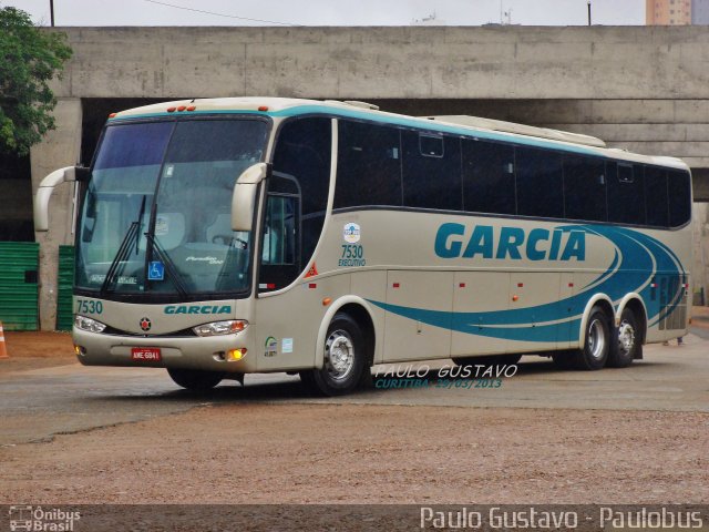 Viação Garcia 7530 na cidade de Curitiba, Paraná, Brasil, por Paulo Gustavo. Número da foto: #1781073.