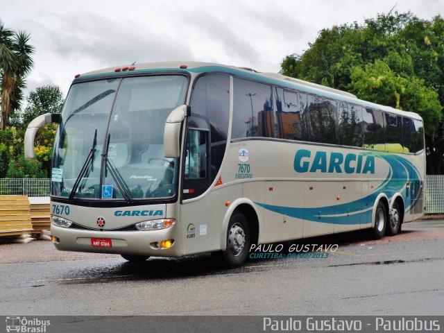 Viação Garcia 7670 na cidade de Curitiba, Paraná, Brasil, por Paulo Gustavo. Número da foto: #1782780.