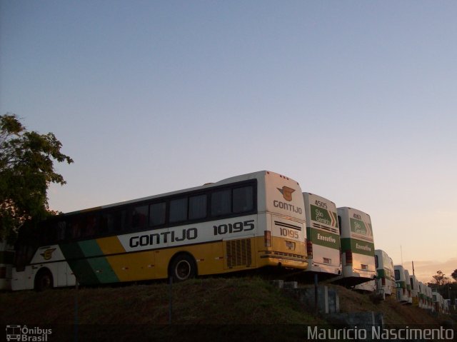 Empresa Gontijo de Transportes 10195 na cidade de Contagem, Minas Gerais, Brasil, por Maurício Nascimento. ID da foto: 1854974.