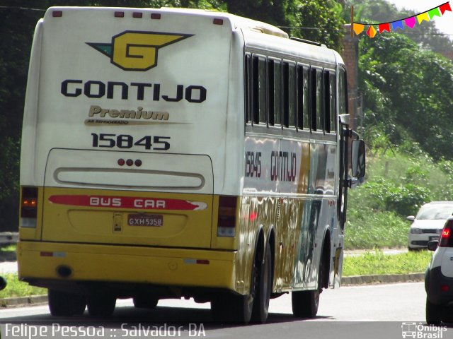 Empresa Gontijo de Transportes 15845 na cidade de Salvador, Bahia, Brasil, por Felipe Pessoa de Albuquerque. ID da foto: 1857254.