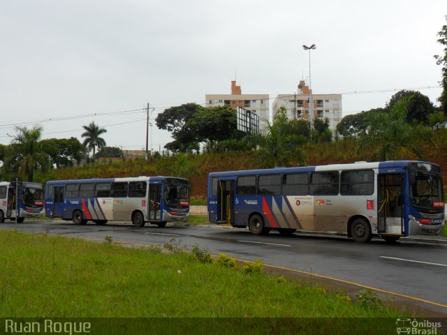 Auto Viação Ouro Verde OV-32.128 na cidade de Americana, São Paulo, Brasil, por Ruan Roque. ID da foto: 1856329.