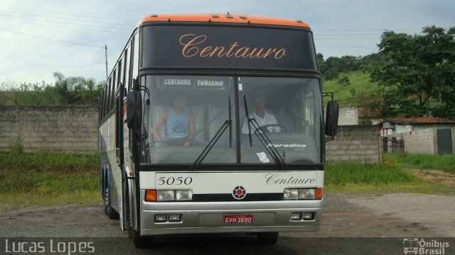 Centauro 5050 na cidade de Guaratinguetá, São Paulo, Brasil, por Lucas Lopes. ID da foto: 1858174.