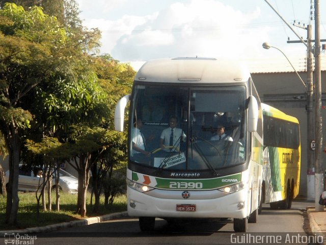 Cia. São Geraldo de Viação 21390 na cidade de Araxá, Minas Gerais, Brasil, por Guilherme Antonio. Número da foto: #1859524.