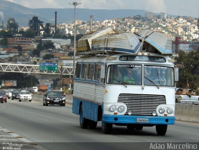 Ônibus Particulares 8265 na cidade de Belo Horizonte, Minas Gerais, Brasil, por Adão Raimundo Marcelino. Número da foto: #1861544.