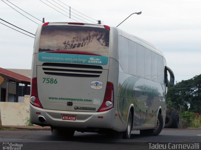 Viação Garcia 7586 na cidade de Cornélio Procópio, Paraná, Brasil, por Tadeu Carnevalli. Número da foto: #1861231.