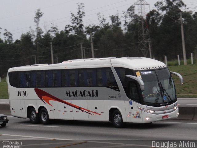 Auto Ônibus Macacari 7096 na cidade de São José dos Campos, São Paulo, Brasil, por Douglas Alvim. Número da foto: #1861934.