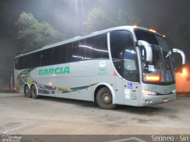 Viação Garcia 7441 na cidade de Cascavel, Paraná, Brasil, por Serineo - Siri. Número da foto: #1865411.
