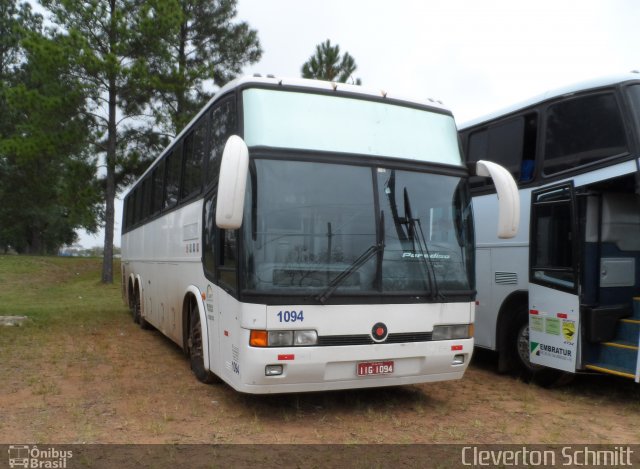Ônibus Particulares 1094 na cidade de Santa Maria, Rio Grande do Sul, Brasil, por Cleverton Schmitt. Número da foto: #1866809.