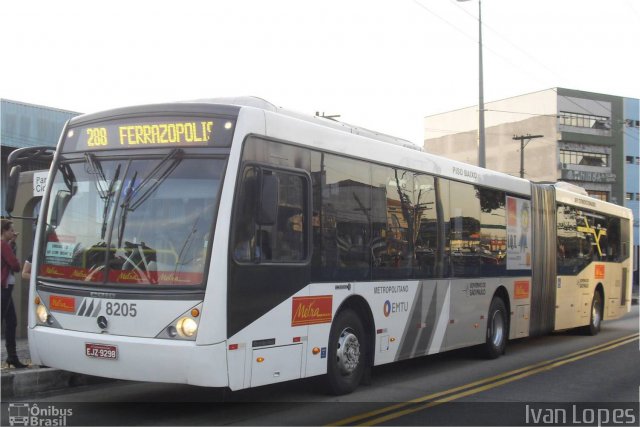 Metra - Sistema Metropolitano de Transporte 8205 na cidade de São Paulo, São Paulo, Brasil, por Ivan da Silva Lopes. ID da foto: 1833535.