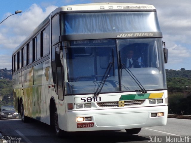Empresa Gontijo de Transportes 5810 na cidade de Belo Horizonte, Minas Gerais, Brasil, por Júlio  Mandelli. Número da foto: #1872855.