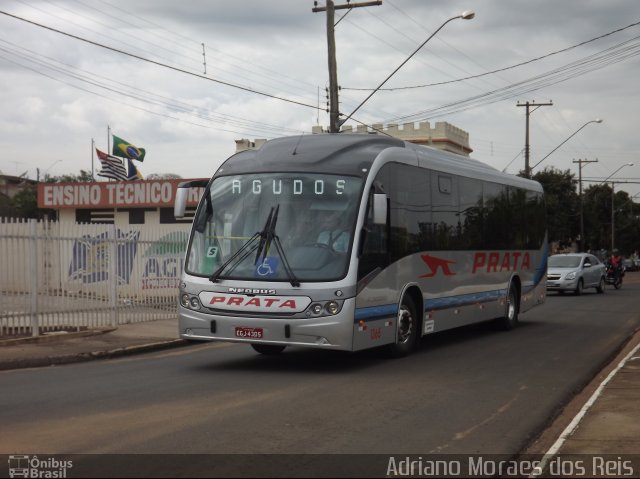 Expresso de Prata 1365 na cidade de Agudos, São Paulo, Brasil, por Adriano Moraes dos Reis. Número da foto: #1873000.