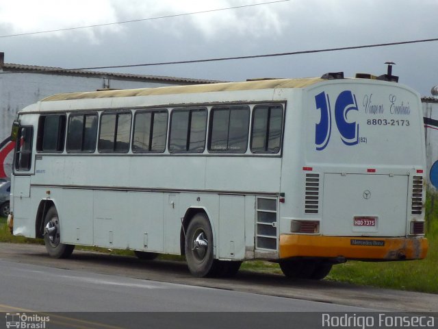 Ônibus Particulares 7375 na cidade de Maceió, Alagoas, Brasil, por Rodrigo Fonseca. Número da foto: #1872634.