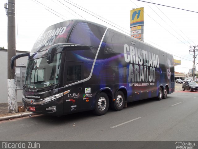 Cristiano Araújo 4221 na cidade de Americana, São Paulo, Brasil, por Ricardo Zuin. Número da foto: #1873193.
