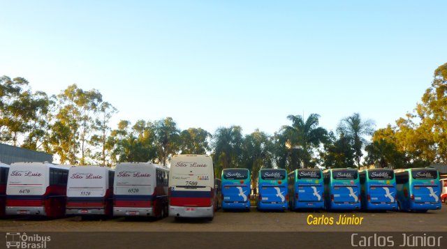 Expresso São Luiz 7500 na cidade de Goiânia, Goiás, Brasil, por Carlos Júnior. Número da foto: #1874461.