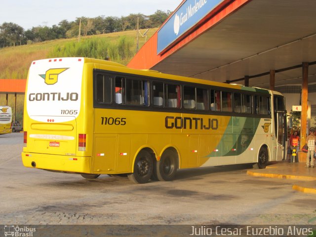 Empresa Gontijo de Transportes 11065 na cidade de João Monlevade, Minas Gerais, Brasil, por Julio Cesar Euzebio Alves. ID da foto: 1875608.