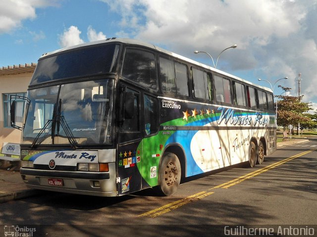 Monte Rey Turismo 3200 na cidade de Araxá, Minas Gerais, Brasil, por Guilherme Antonio. Número da foto: #1877763.
