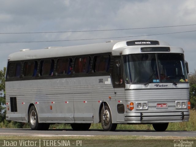 Ônibus Particulares 1001 na cidade de Teresina, Piauí, Brasil, por João Victor. ID da foto: 1876839.