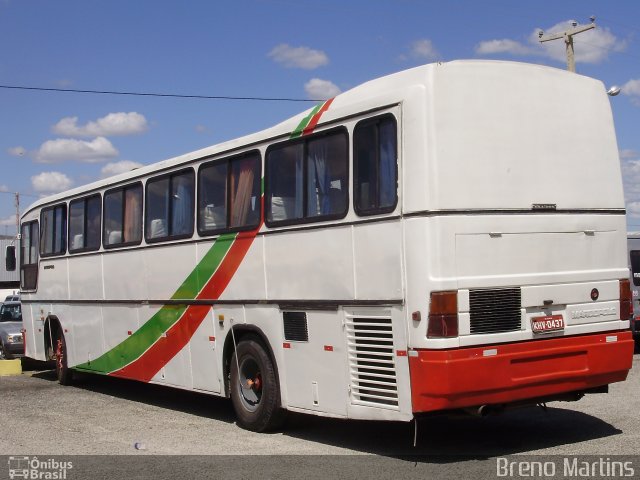 Ônibus Particulares 0437 na cidade de Santa Cruz do Capibaribe, Pernambuco, Brasil, por Breno Martins. ID da foto: 1880602.