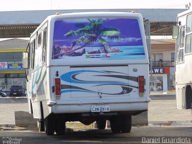 Motorhomes 5918 na cidade de Imbituba, Santa Catarina, Brasil, por Daniel Guardiola. Número da foto: #1837692.