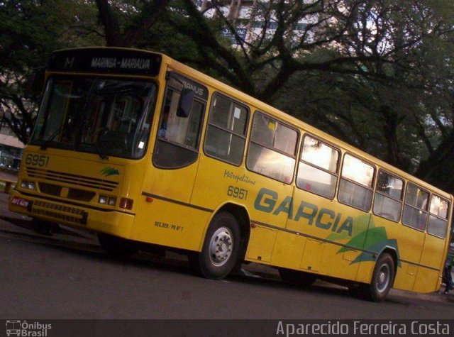 Viação Garcia 6951 na cidade de Maringá, Paraná, Brasil, por Aparecido Ferreira Costa. ID da foto: 1891320.