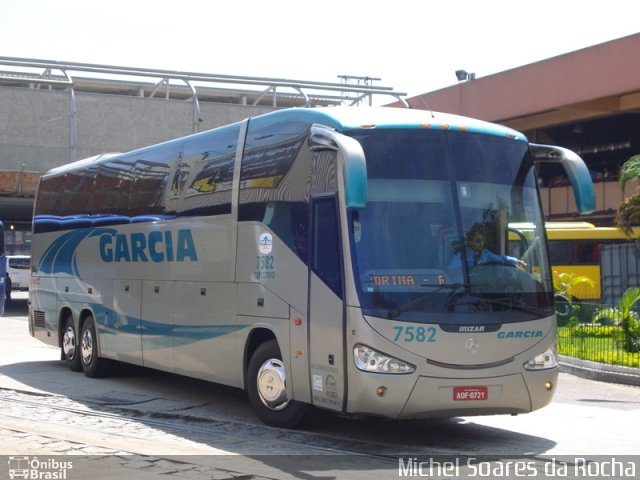 Viação Garcia 7582 na cidade de Rio de Janeiro, Rio de Janeiro, Brasil, por Michel Soares da Rocha. ID da foto: 1843886.