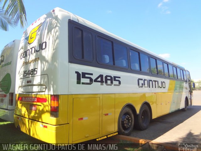 Empresa Gontijo de Transportes 15485 na cidade de Patos de Minas, Minas Gerais, Brasil, por Wagner Gontijo Várzea da Palma-mg. Número da foto: #1844123.