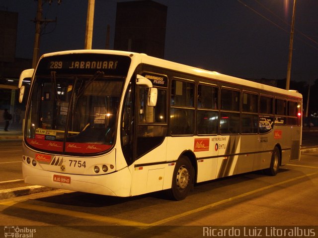 Metra - Sistema Metropolitano de Transporte 7754 na cidade de Guarujá, São Paulo, Brasil, por Ricardo Luiz. ID da foto: 1846074.