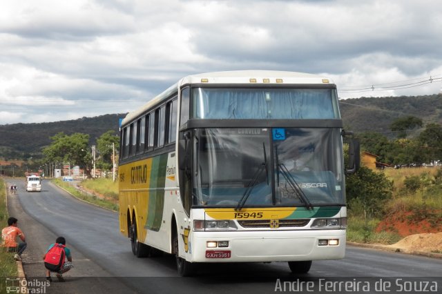 Empresa Gontijo de Transportes 15945 na cidade de Montes Claros, Minas Gerais, Brasil, por Andre Ferreira de Souza. Número da foto: #1849827.