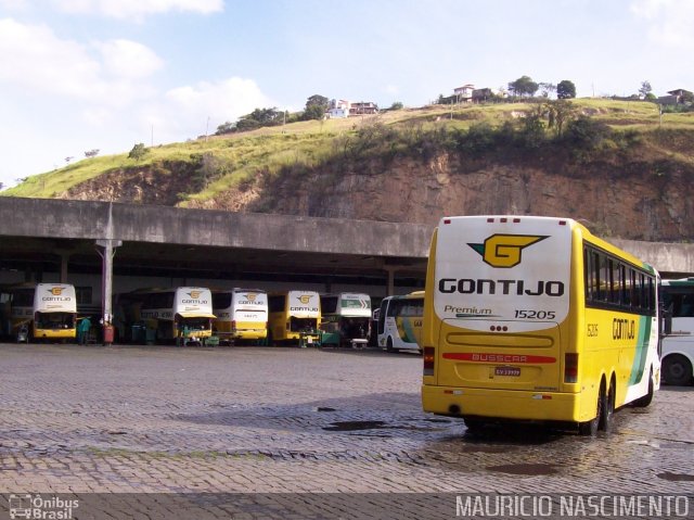 Empresa Gontijo de Transportes 15205 - Garagem na cidade de Belo Horizonte, Minas Gerais, Brasil, por Maurício Nascimento. ID da foto: 1893124.