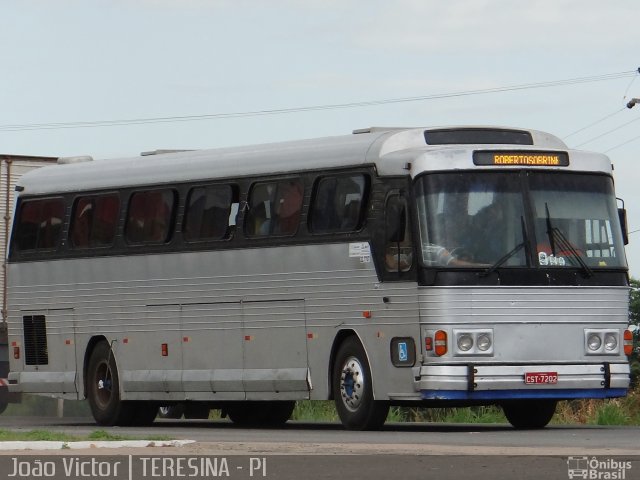 Ônibus Particulares 1202 na cidade de Teresina, Piauí, Brasil, por João Victor. Número da foto: #1915082.