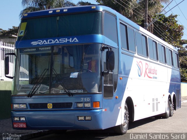 Radasha Turismo 710 na cidade de Praia Grande, São Paulo, Brasil, por Daniel Santos Sardi. Número da foto: #1915083.