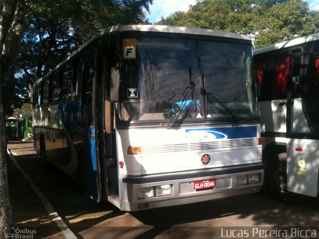 Ônibus Particulares 46 na cidade de Porto Alegre, Rio Grande do Sul, Brasil, por Lucas Pereira Bicca. Número da foto: #1913759.