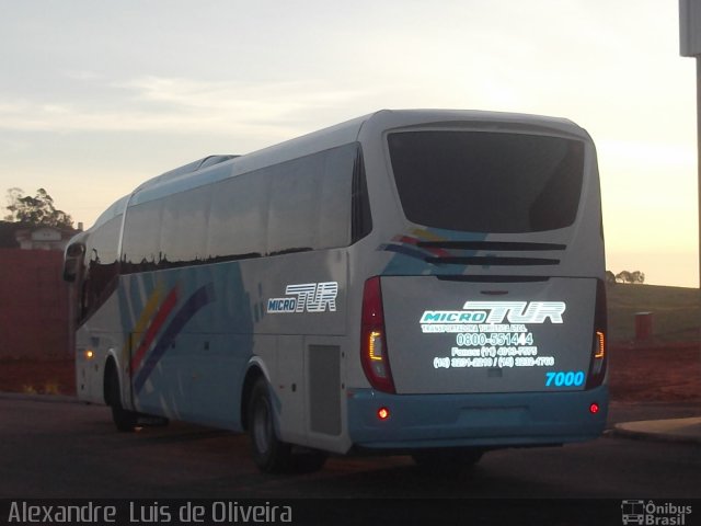 Microtur Transportadora Turística 7000 na cidade de Botucatu, São Paulo, Brasil, por Alexandre  Luis de Oliveira. ID da foto: 1916624.