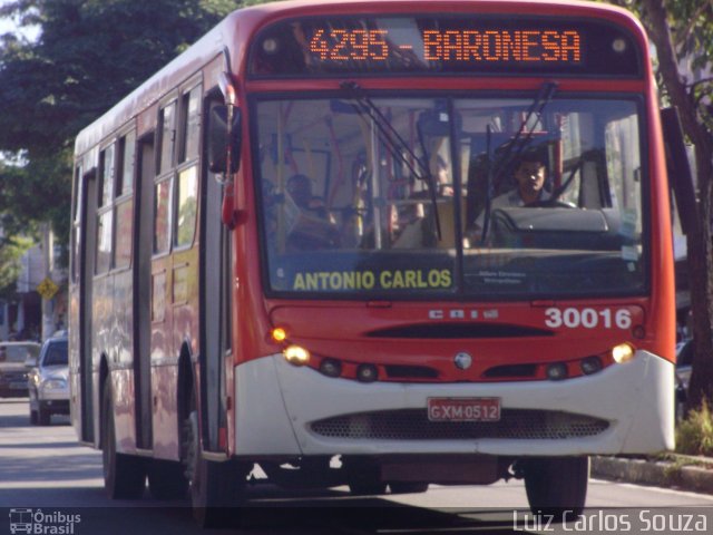 Expresso Luziense > Territorial Com. Part. e Empreendimentos 30016 na cidade de Santa Luzia, Minas Gerais, Brasil, por Luiz Carlos Souza. ID da foto: 1917149.